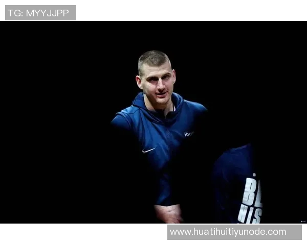 约基奇近五场比赛场均命中率超70三双表现历史仅次于张伯伦