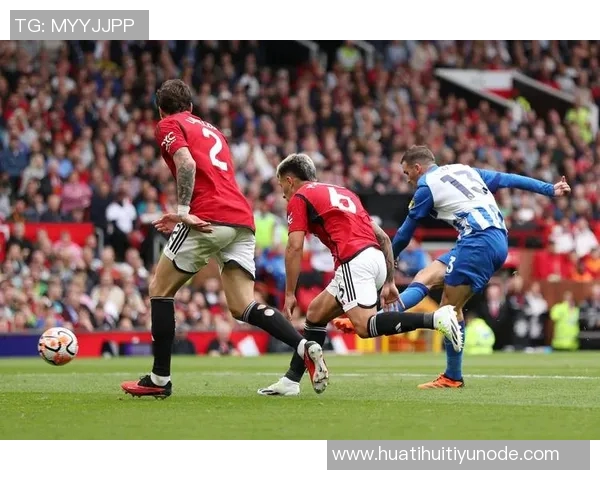 曼联全力争胜发布海报马奎尔独自亮相迎战布莱顿